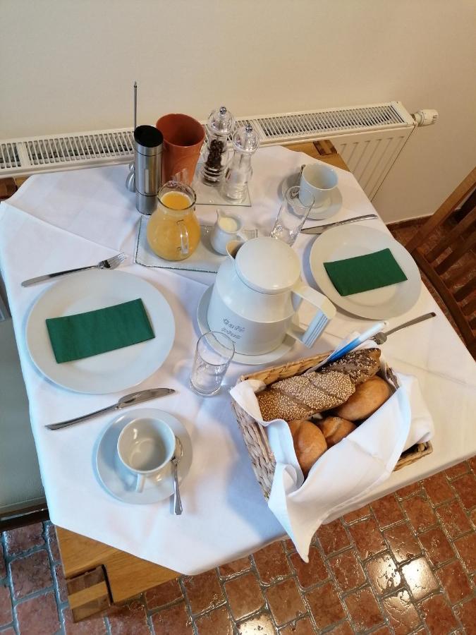 Hôtel Gastehaus Samira à Purbach am Neusiedlersee Extérieur photo
