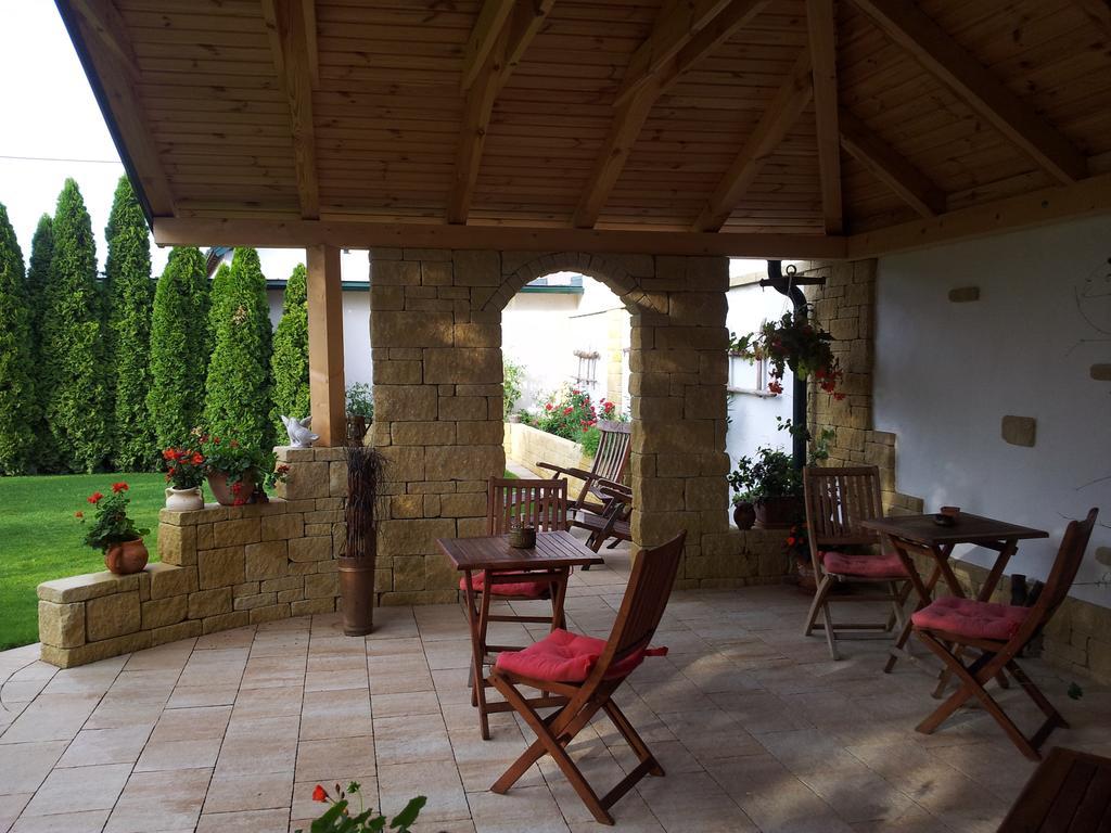 Hôtel Gastehaus Samira à Purbach am Neusiedlersee Extérieur photo